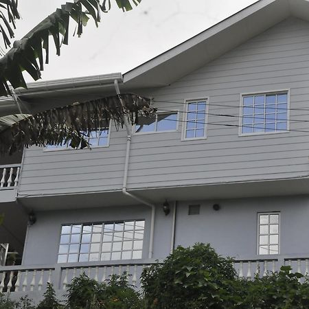 Azrien Homestay Kampong Kundassan Exterior photo