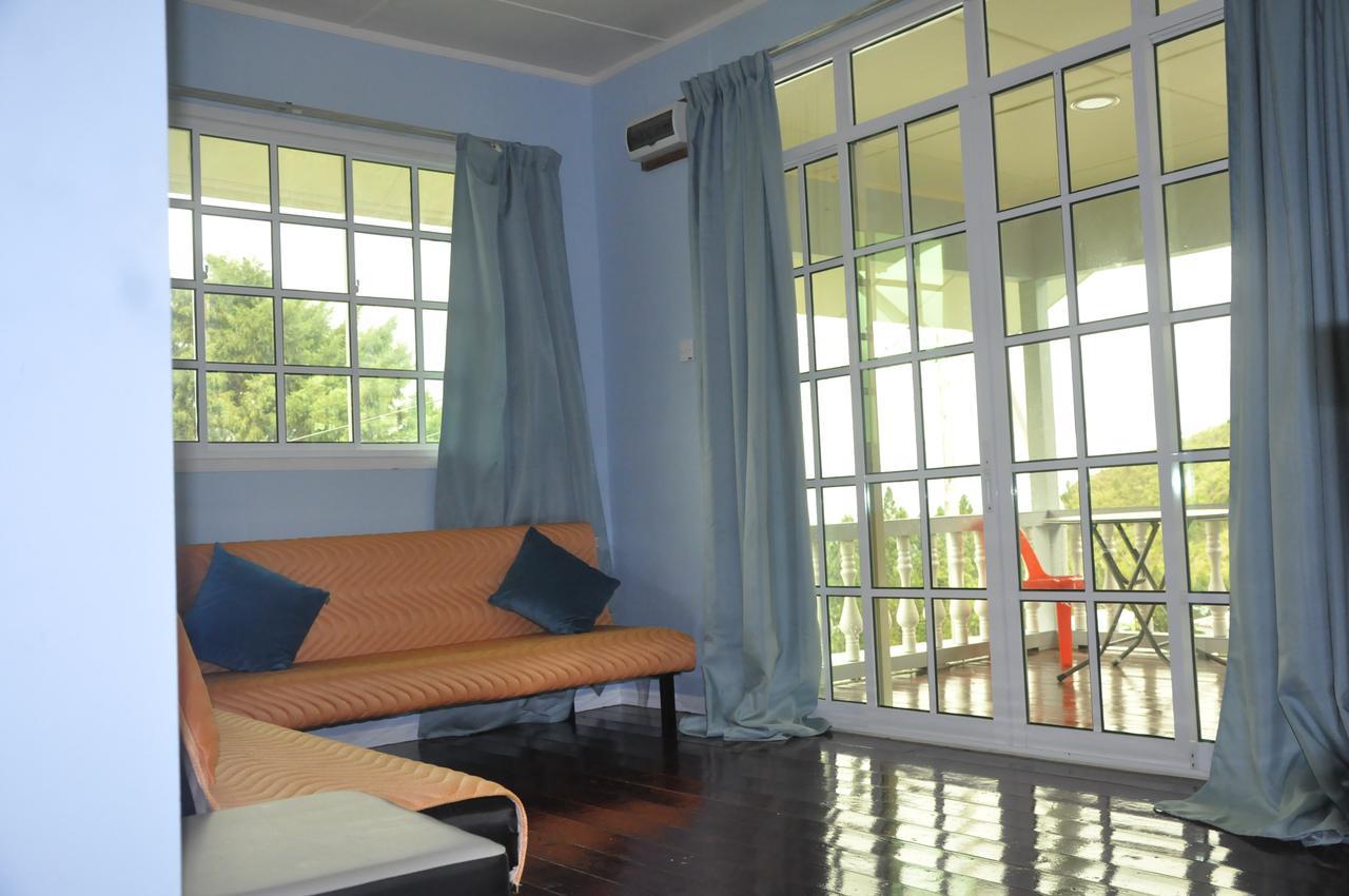 Azrien Homestay Kampong Kundassan Exterior photo